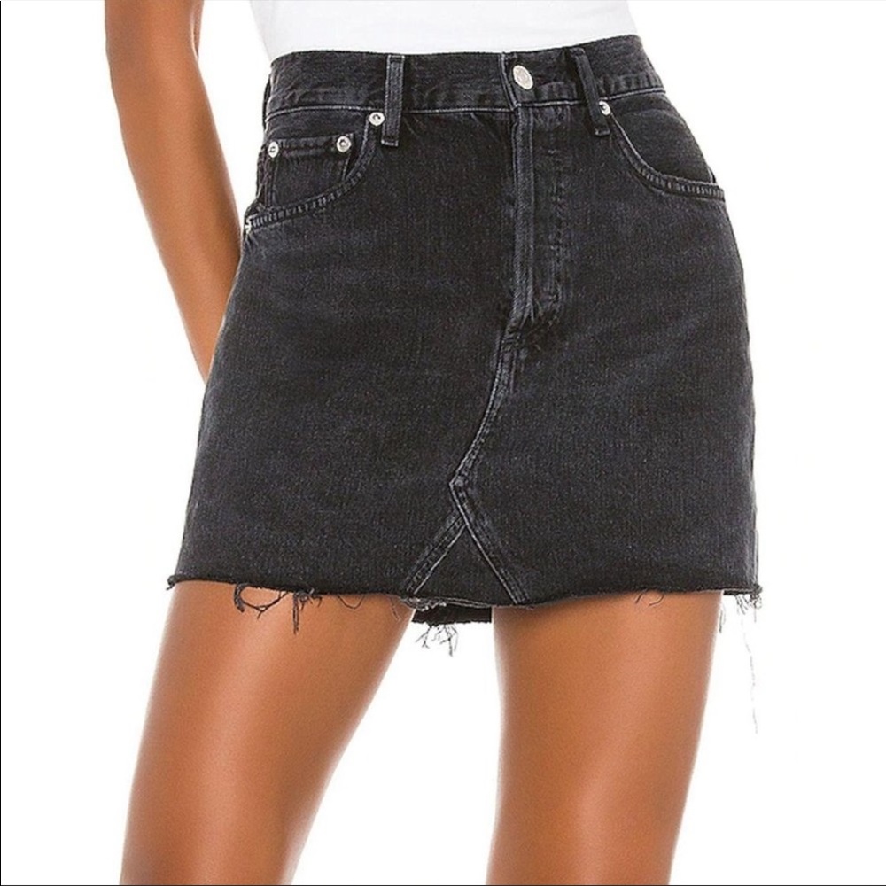Agolde Quinn Black Denim Jean Mini Skirt Frayed Hem Women’s Size 27